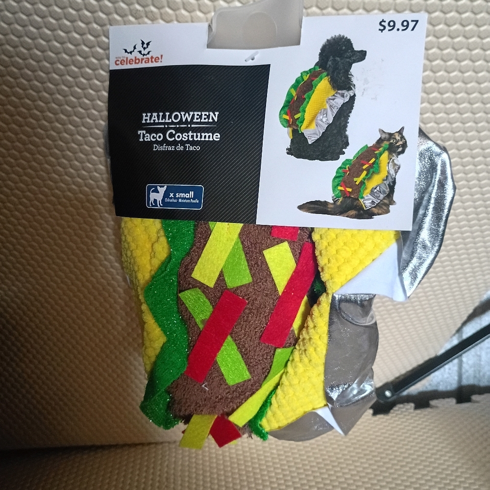 Way To Celebrate Halloween Pet Costume Taco Size XS New